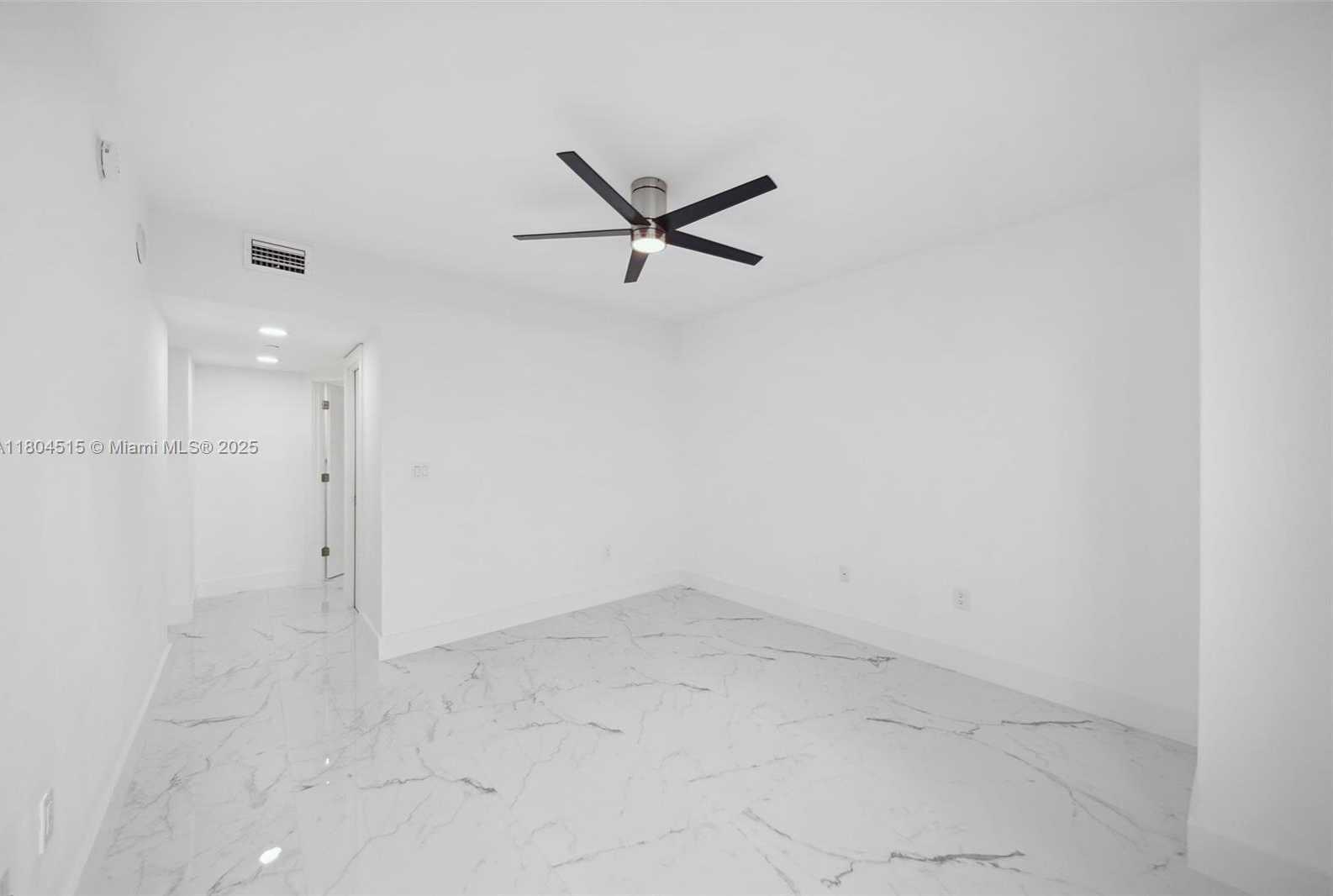 Small Image of 1330 WEST AVE #1713, Miami Beach Number 34