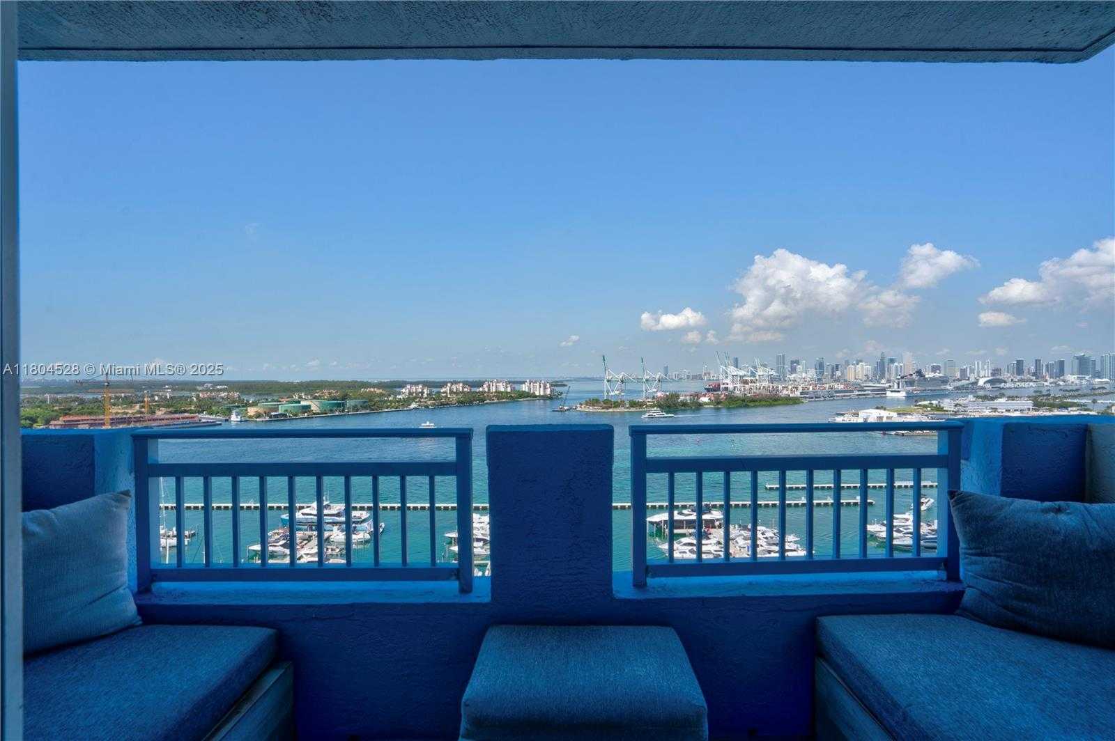Small Image of 90 ALTON RD #2010, Miami Beach Number 19