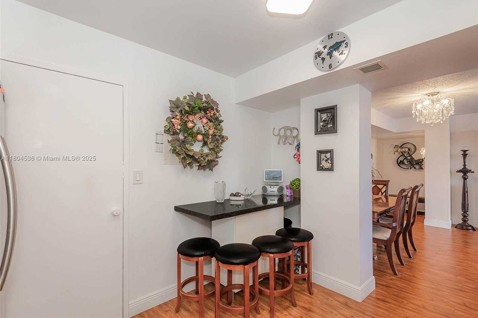 Small Image of 1833 SOUTH OCEAN DR #1808, Hallandale Beach Number 14