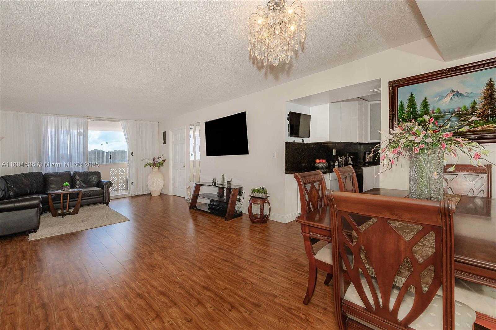 Small Image of 1833 SOUTH OCEAN DR #1808, Hallandale Beach Number 2