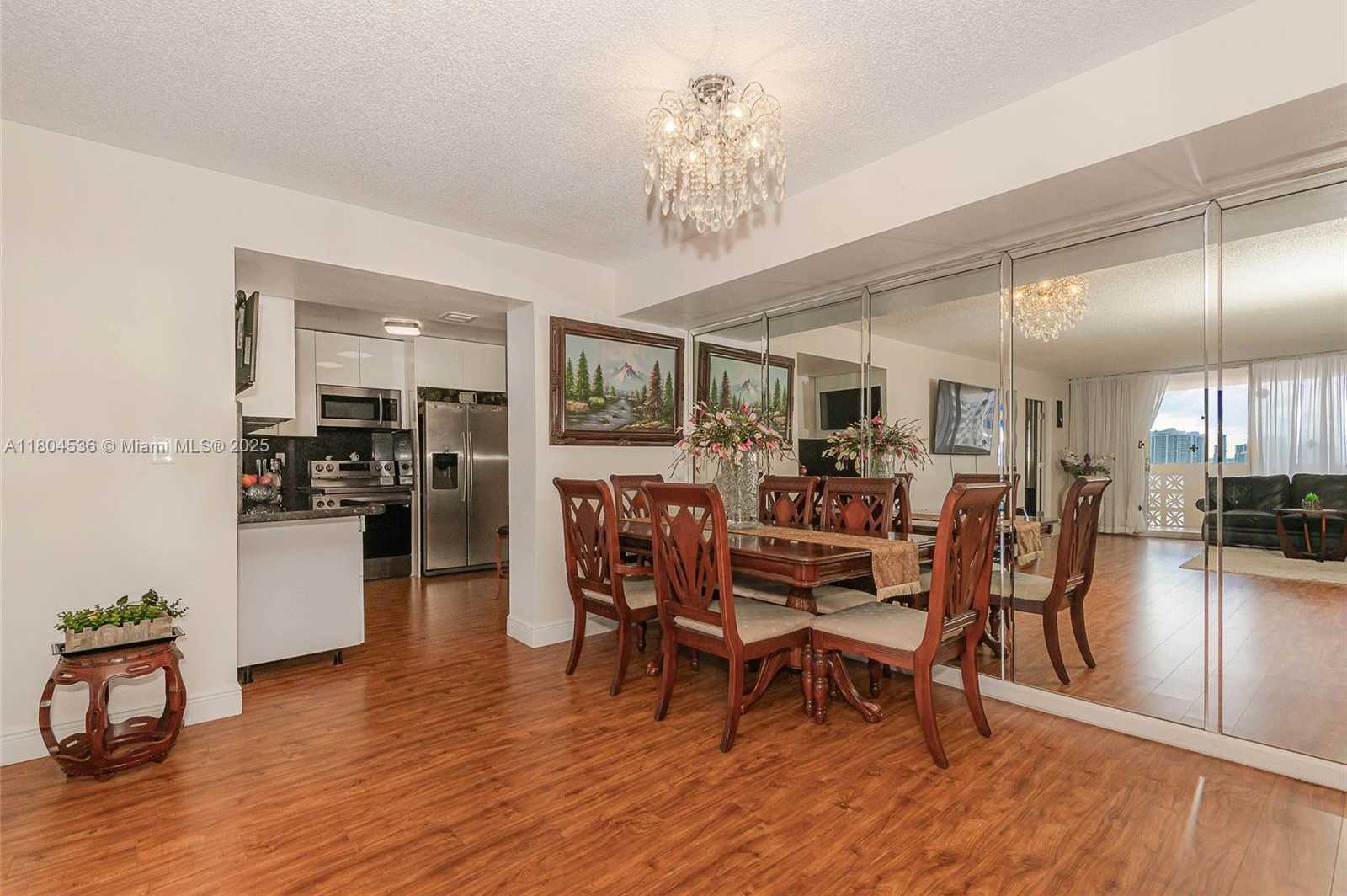 Small Image of 1833 SOUTH OCEAN DR #1808, Hallandale Beach Number 9