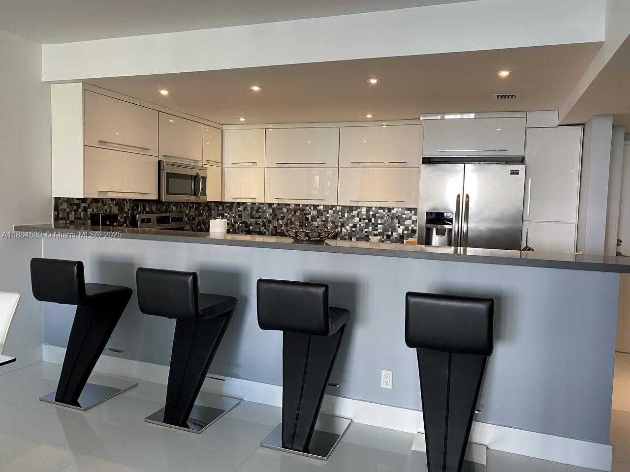Small Image of 19370 COLLINS AVE #627, Sunny Isles Beach Number 6