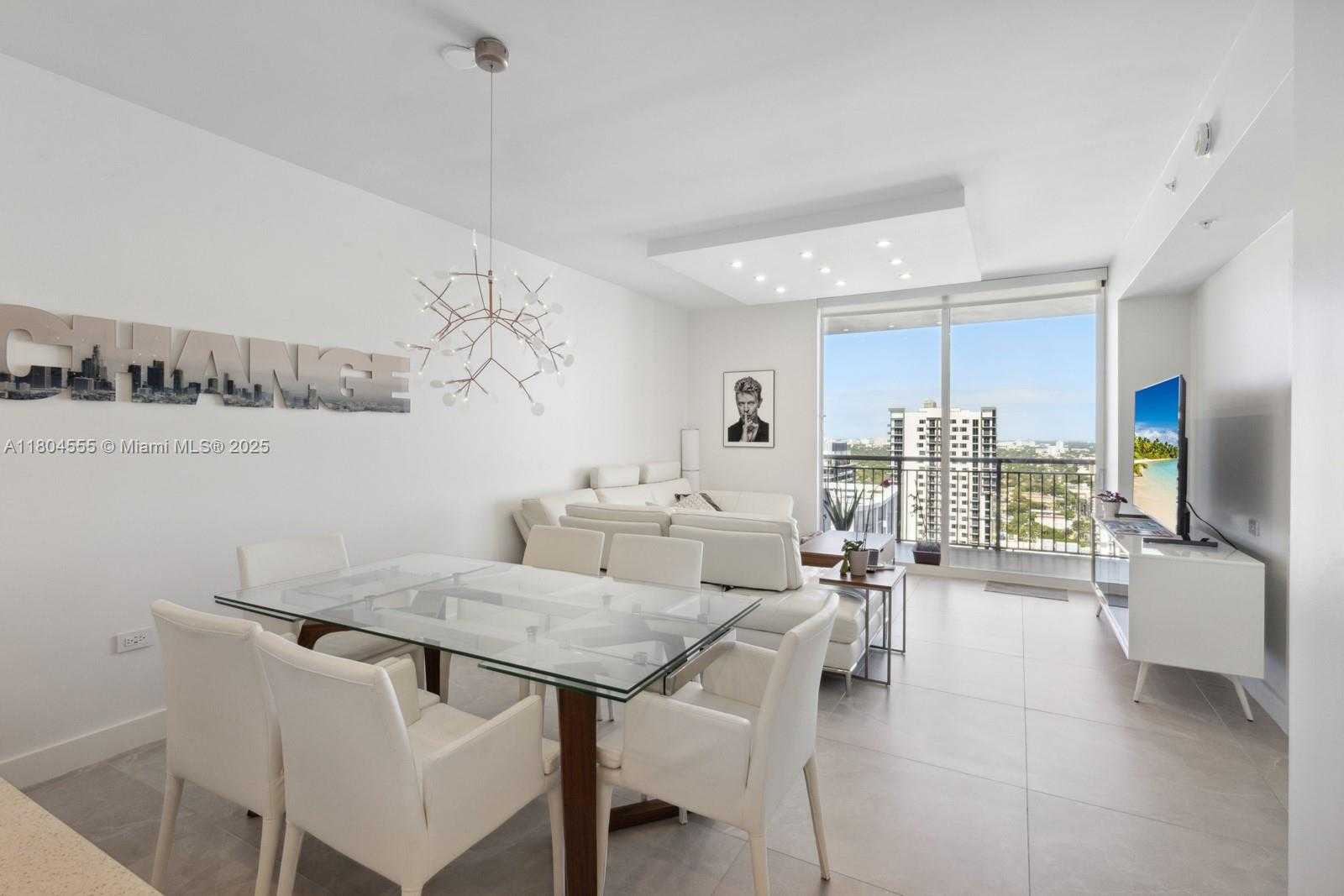 Small Image of 999 SOUTH WEST 1ST AVE #2809, Miami Number 3