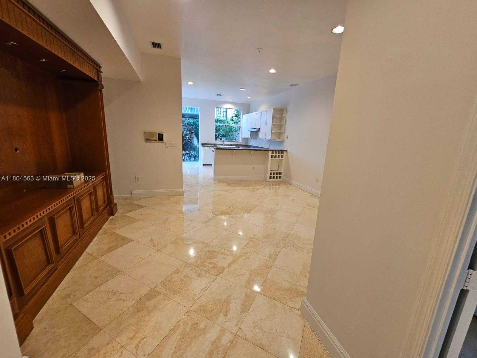 Small Image of 3772 NORTH EAST 207TH TER, Aventura Number 32