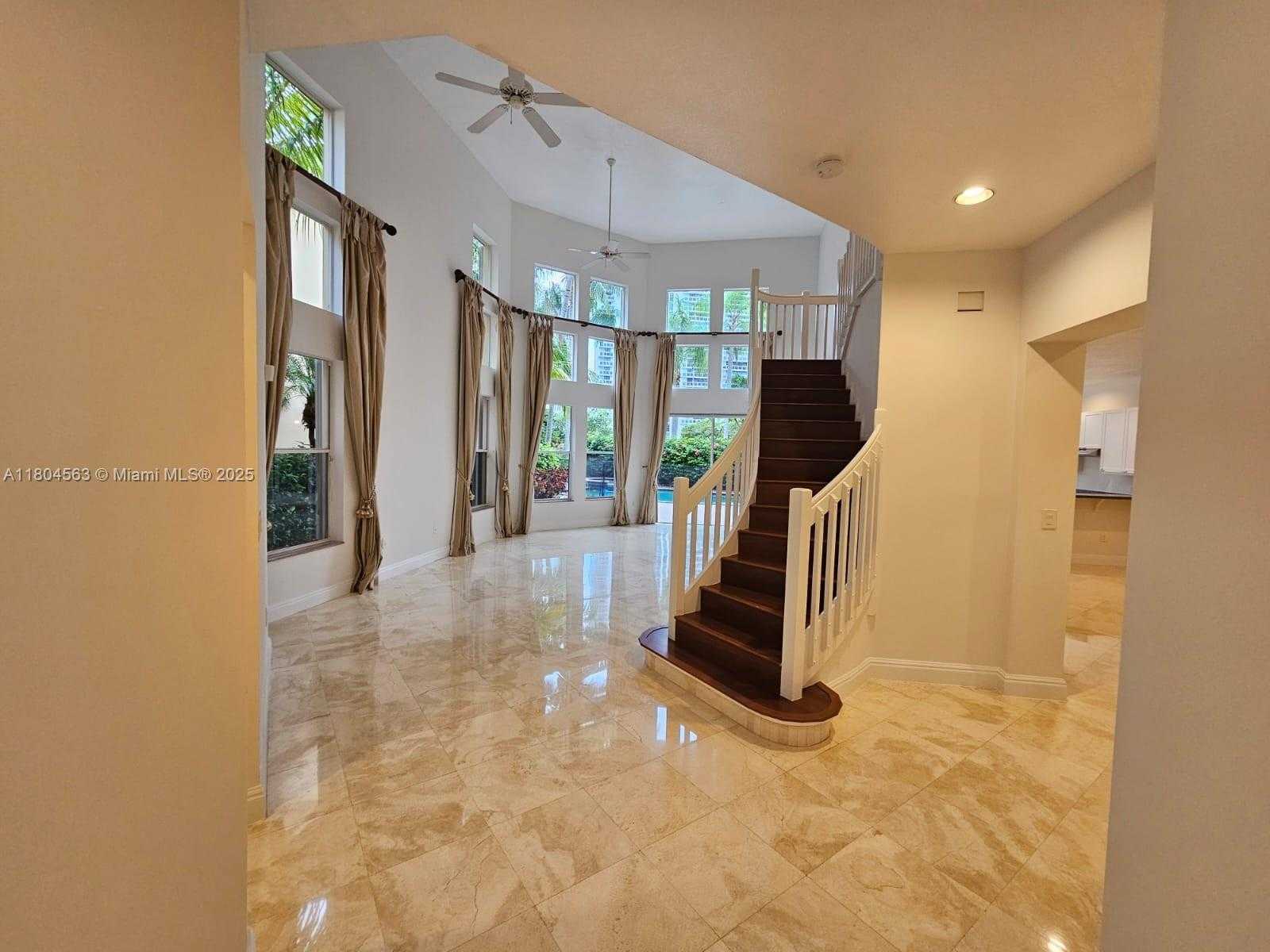 Small Image of 3772 NORTH EAST 207TH TER, Aventura Number 5
