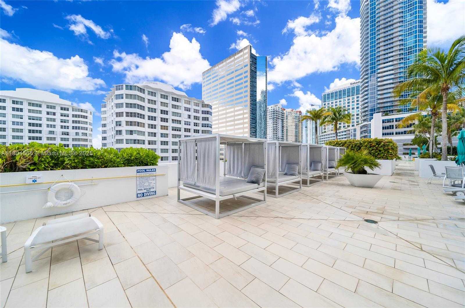 Small Image of 951 BRICKELL AVE #2800, Miami Number 25