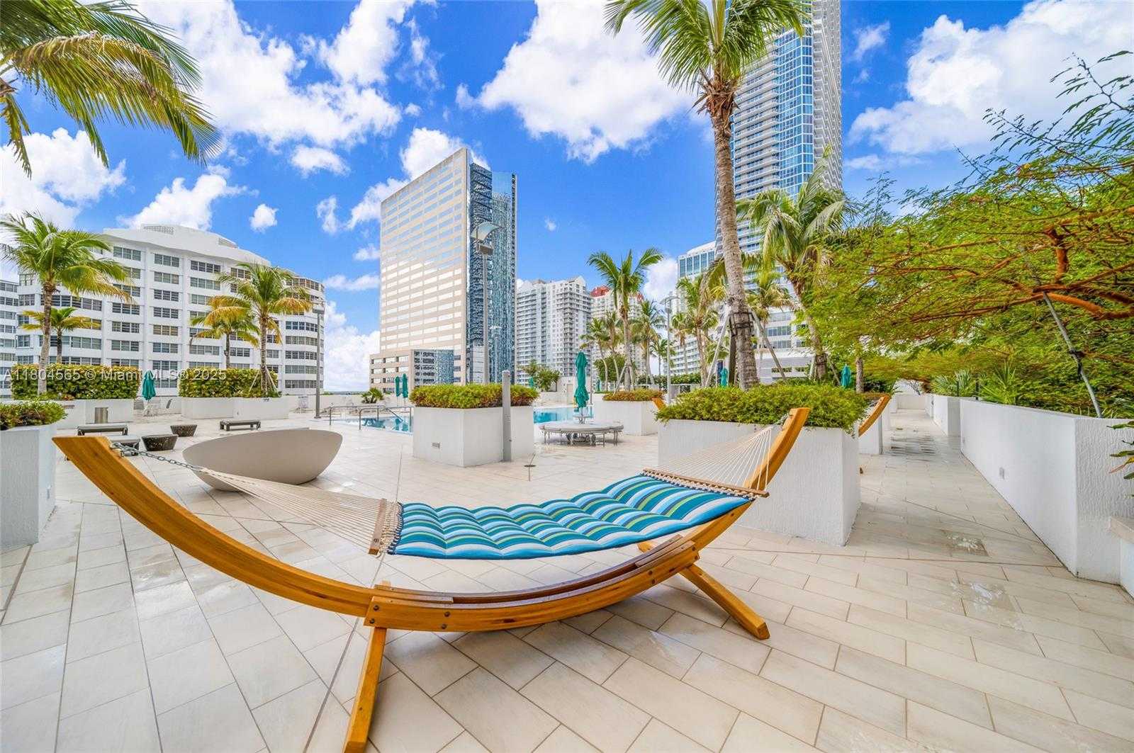 Small Image of 951 BRICKELL AVE #2800, Miami Number 26