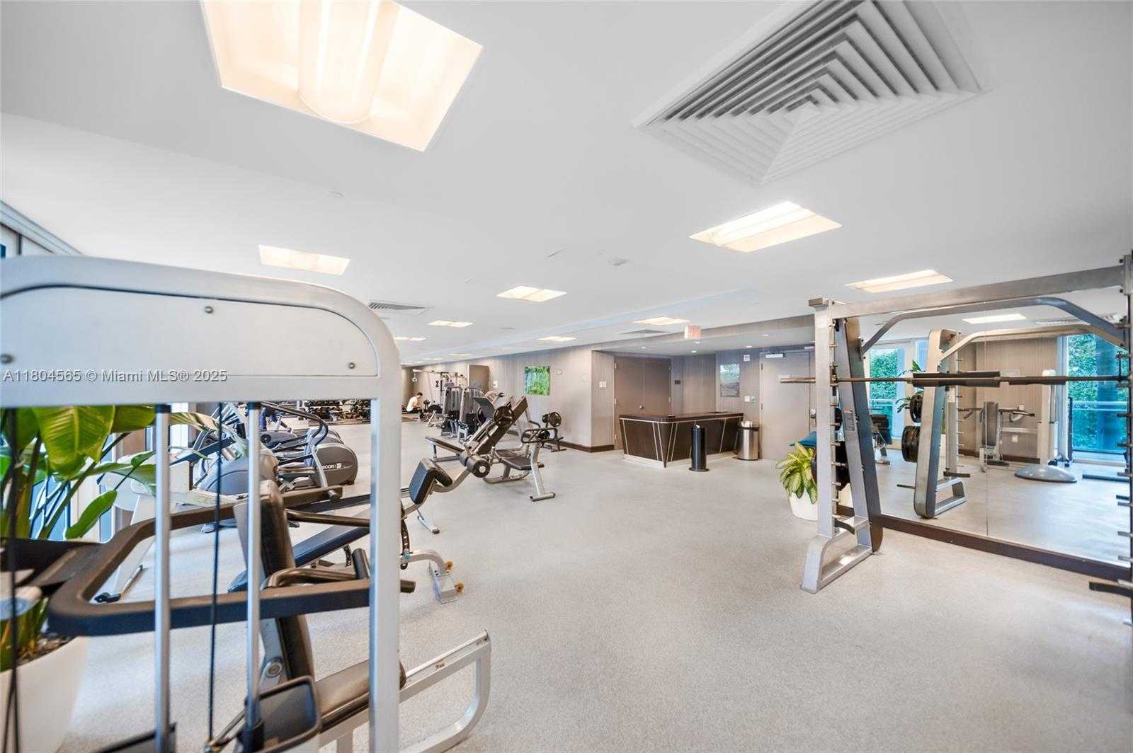 Small Image of 951 BRICKELL AVE #2800, Miami Number 31