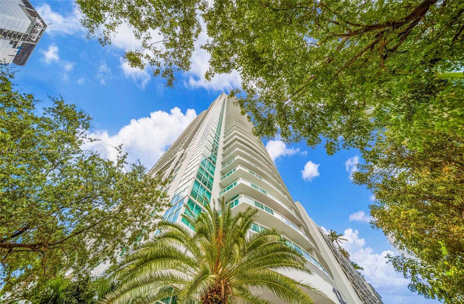 Small Image of 951 BRICKELL AVE #2800, Miami Number 33