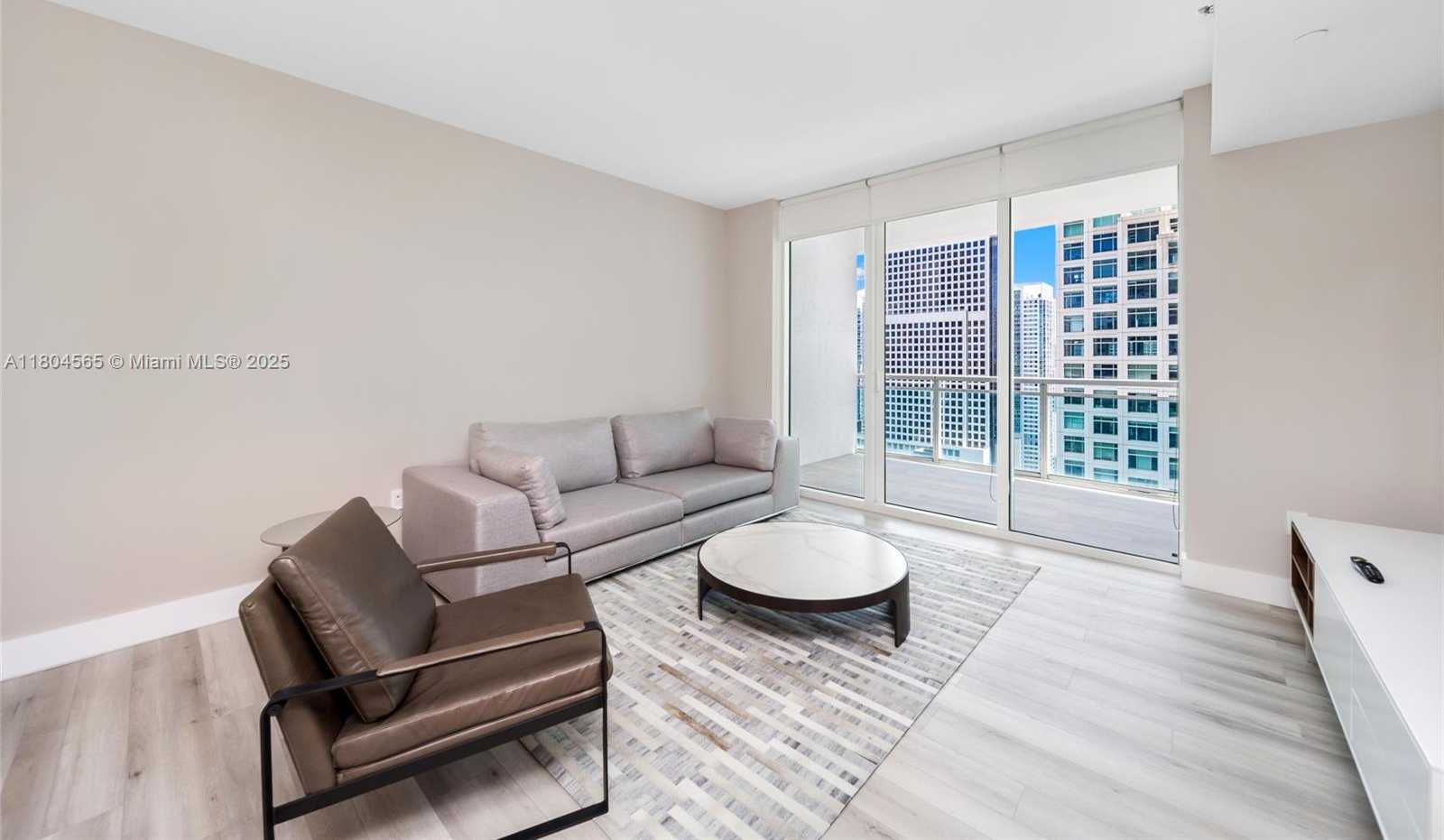 Small Image of 951 BRICKELL AVE #2800, Miami Number 9
