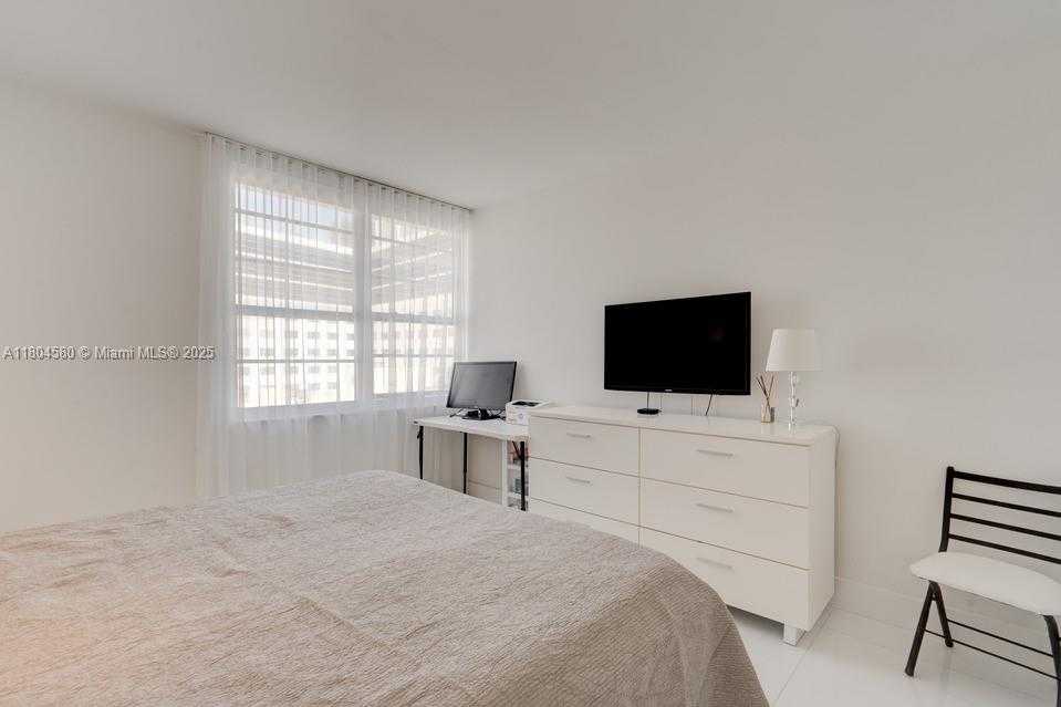 Small Image of 100 LINCOLN RD #614, Miami Beach Number 12
