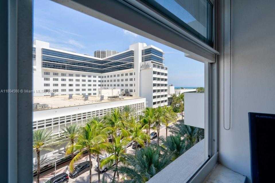 Small Image of 100 LINCOLN RD #614, Miami Beach Number 14