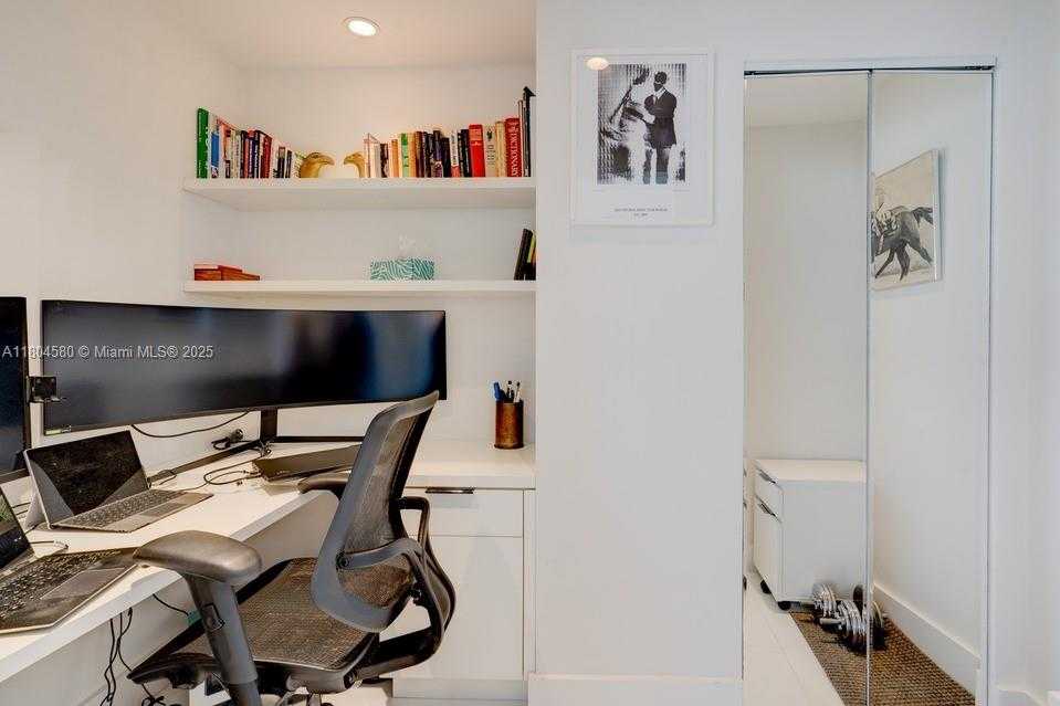 Small Image of 100 LINCOLN RD #614, Miami Beach Number 20