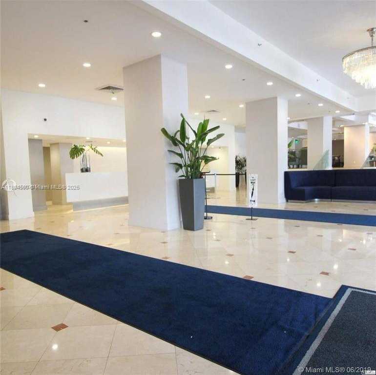 Small Image of 100 LINCOLN RD #614, Miami Beach Number 25