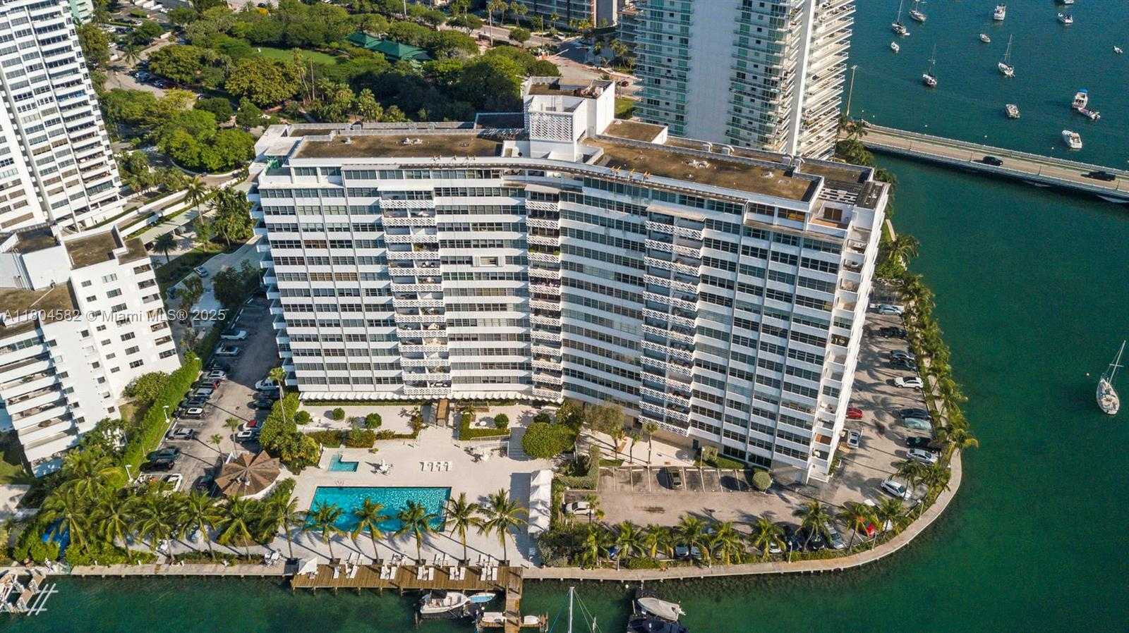 Small Image of 20 ISLAND AVE #1509, Miami Beach Number 14