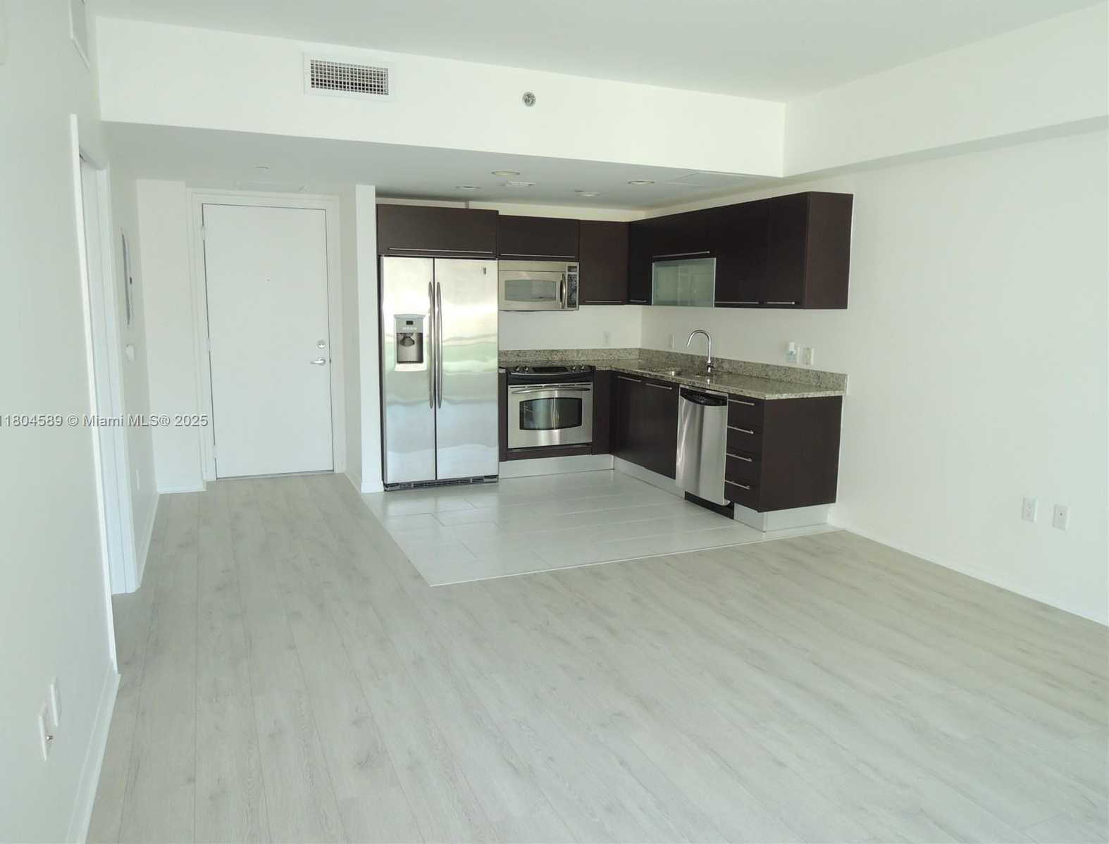 Small Image of 951 BRICKELL AVE #409, Miami Number 10