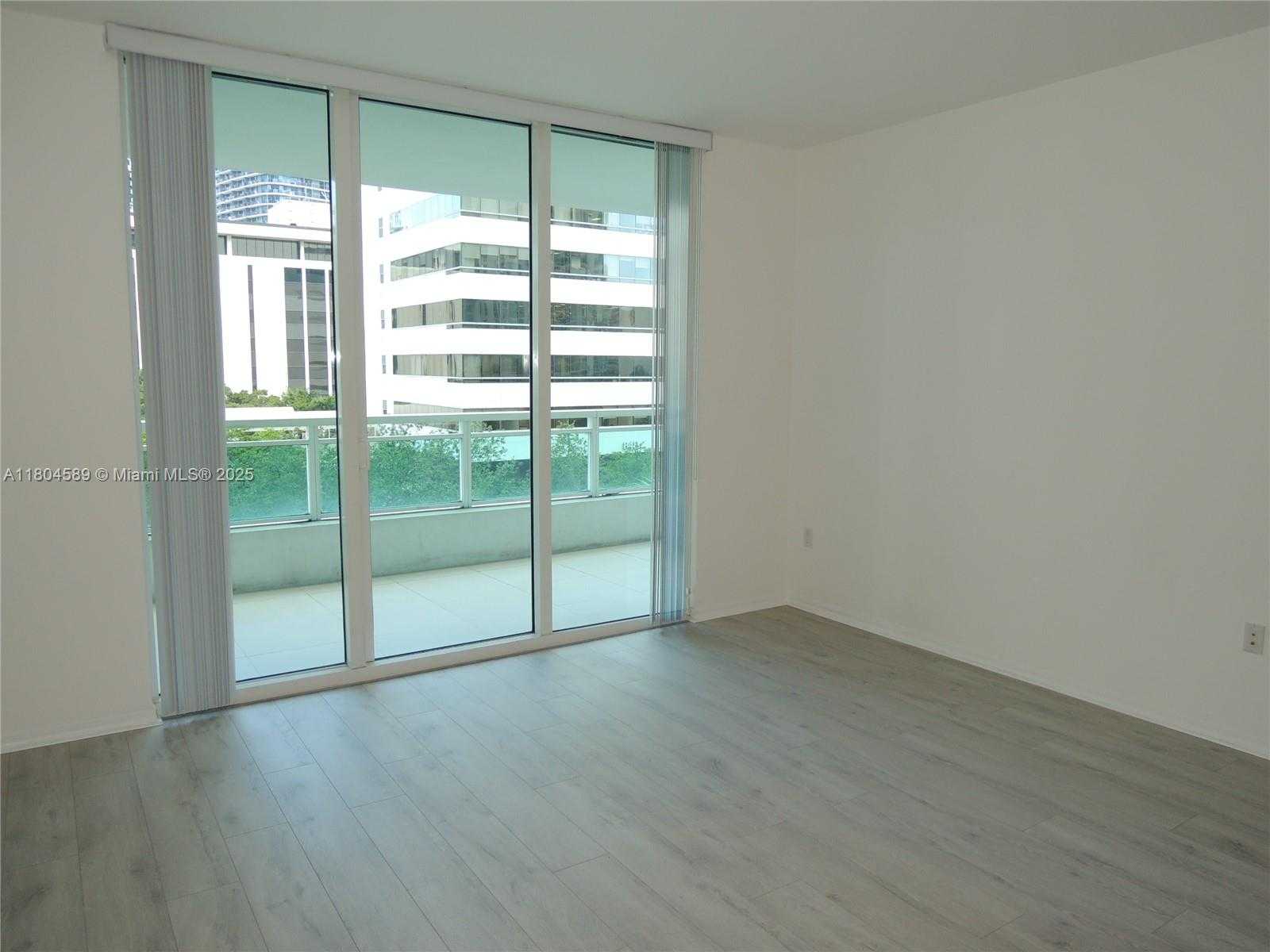 Small Image of 951 BRICKELL AVE #409, Miami Number 13