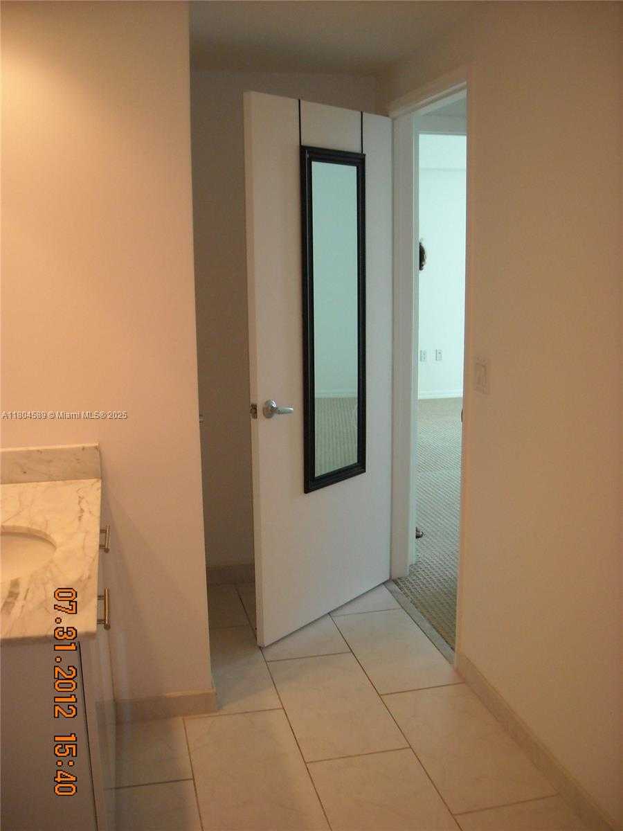 Small Image of 951 BRICKELL AVE #409, Miami Number 23