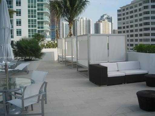 Small Image of 951 BRICKELL AVE #409, Miami Number 24