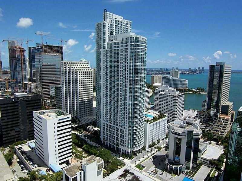 Small Image of 951 BRICKELL AVE #409, Miami Number 3