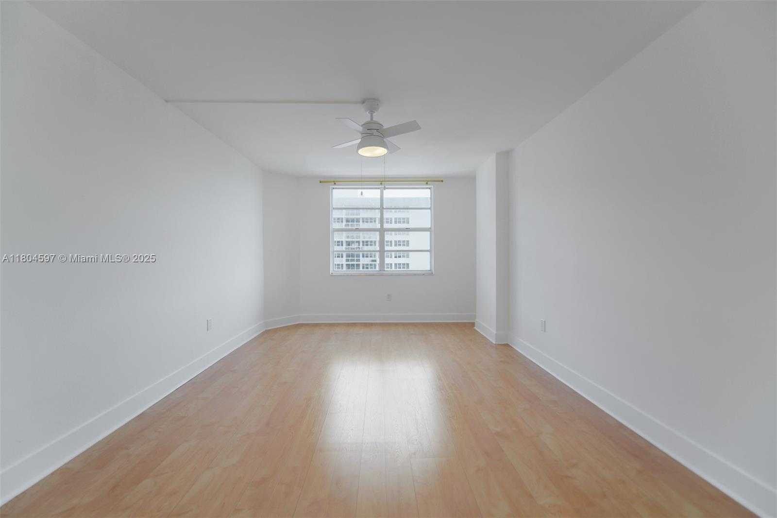Small Image of 1980 SOUTH OCEAN DR #18G, Hallandale Beach Number 15