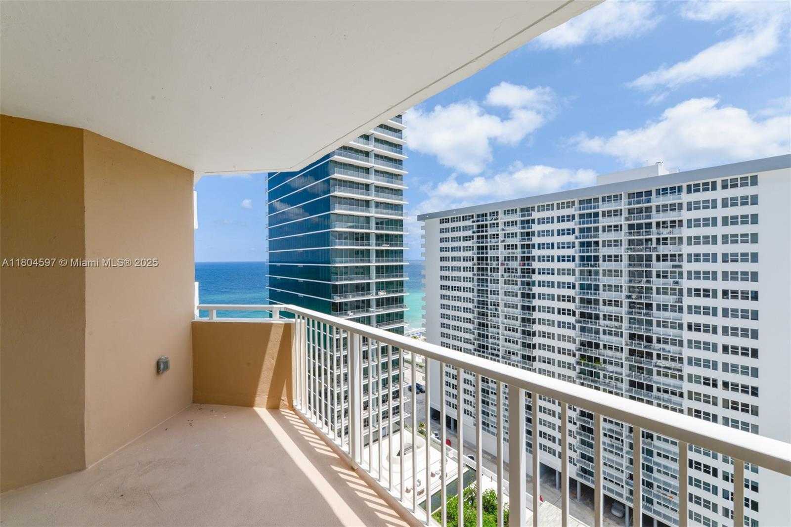 Small Image of 1980 SOUTH OCEAN DR #18G, Hallandale Beach Number 31