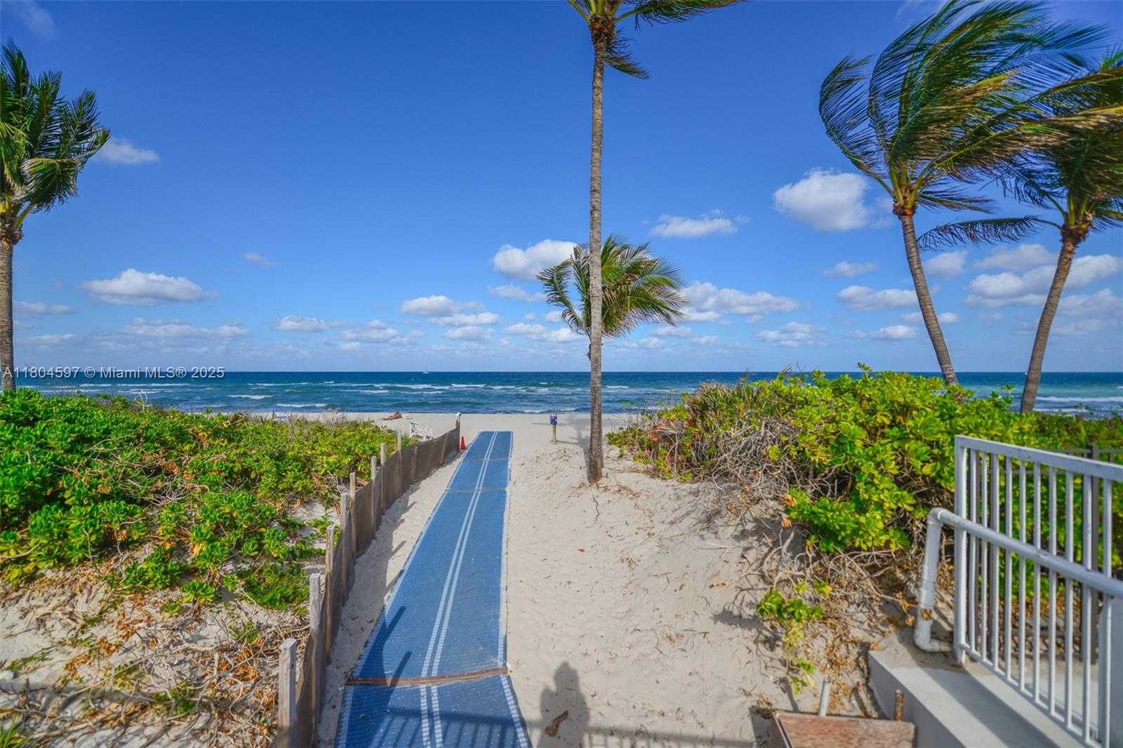 Small Image of 1980 SOUTH OCEAN DR #18G, Hallandale Beach Number 37