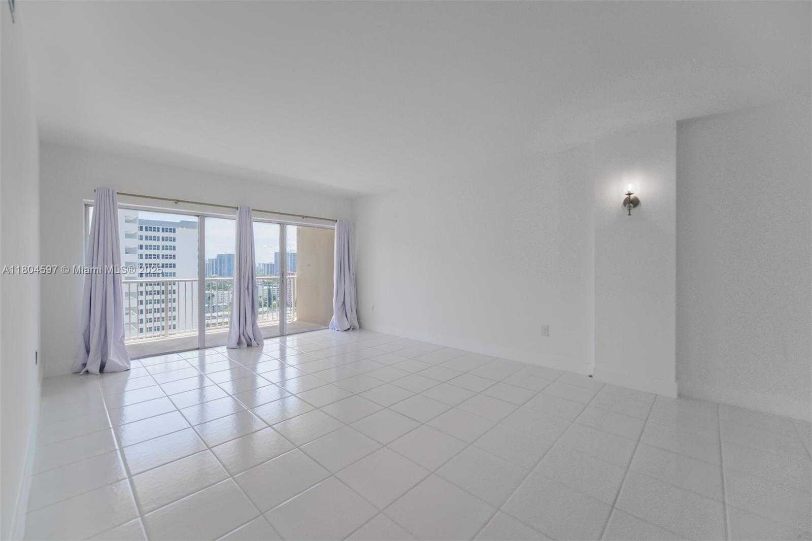 Small Image of 1980 SOUTH OCEAN DR #18G, Hallandale Beach Number 5