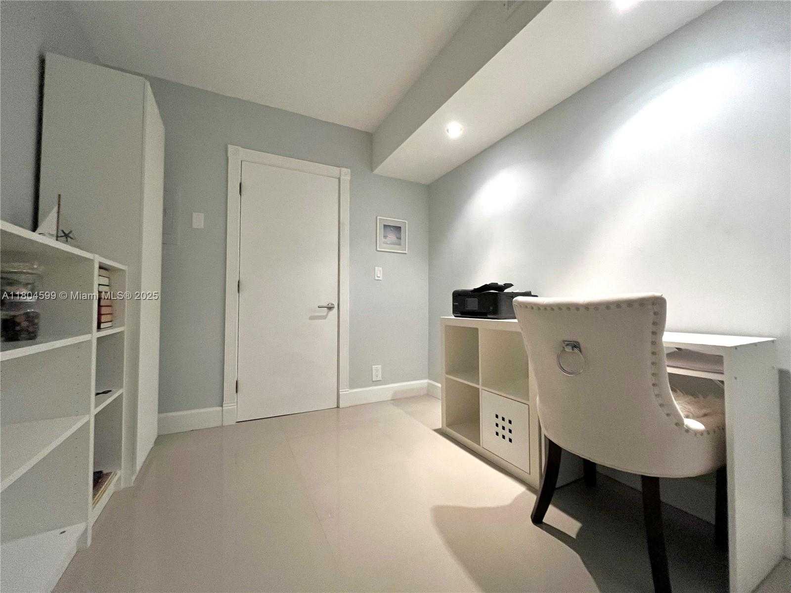 Small Image of 500 THREE ISLANDS BLVD #721, Hallandale Beach Number 16