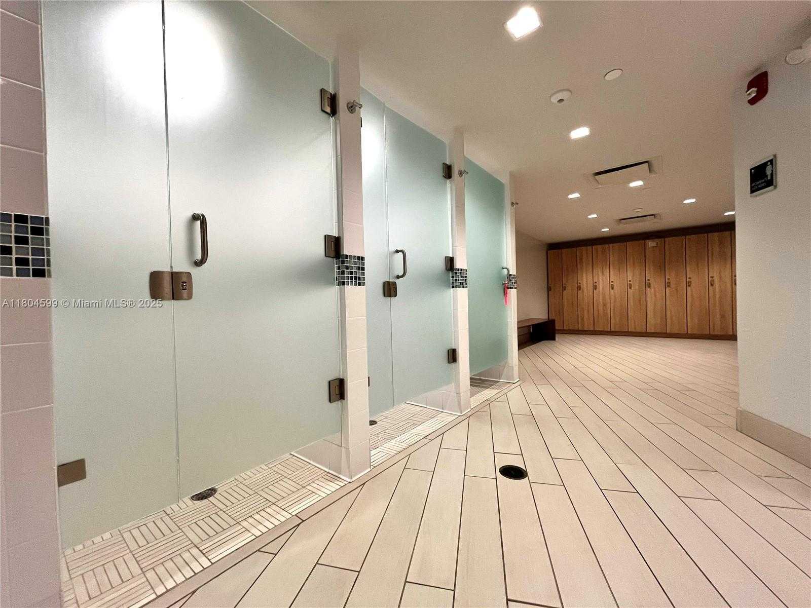 Small Image of 500 THREE ISLANDS BLVD #721, Hallandale Beach Number 25