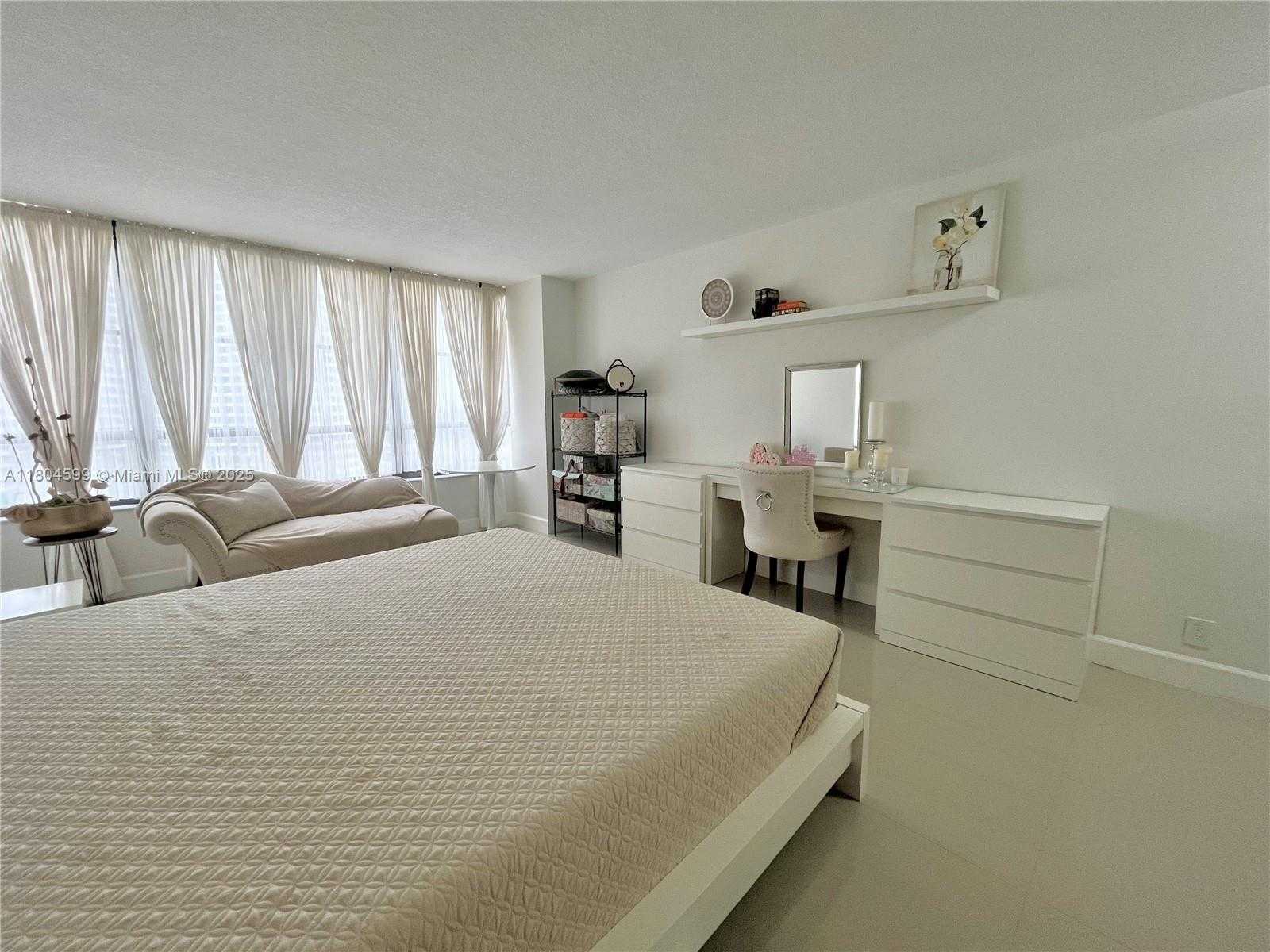 Small Image of 500 THREE ISLANDS BLVD #721, Hallandale Beach Number 8