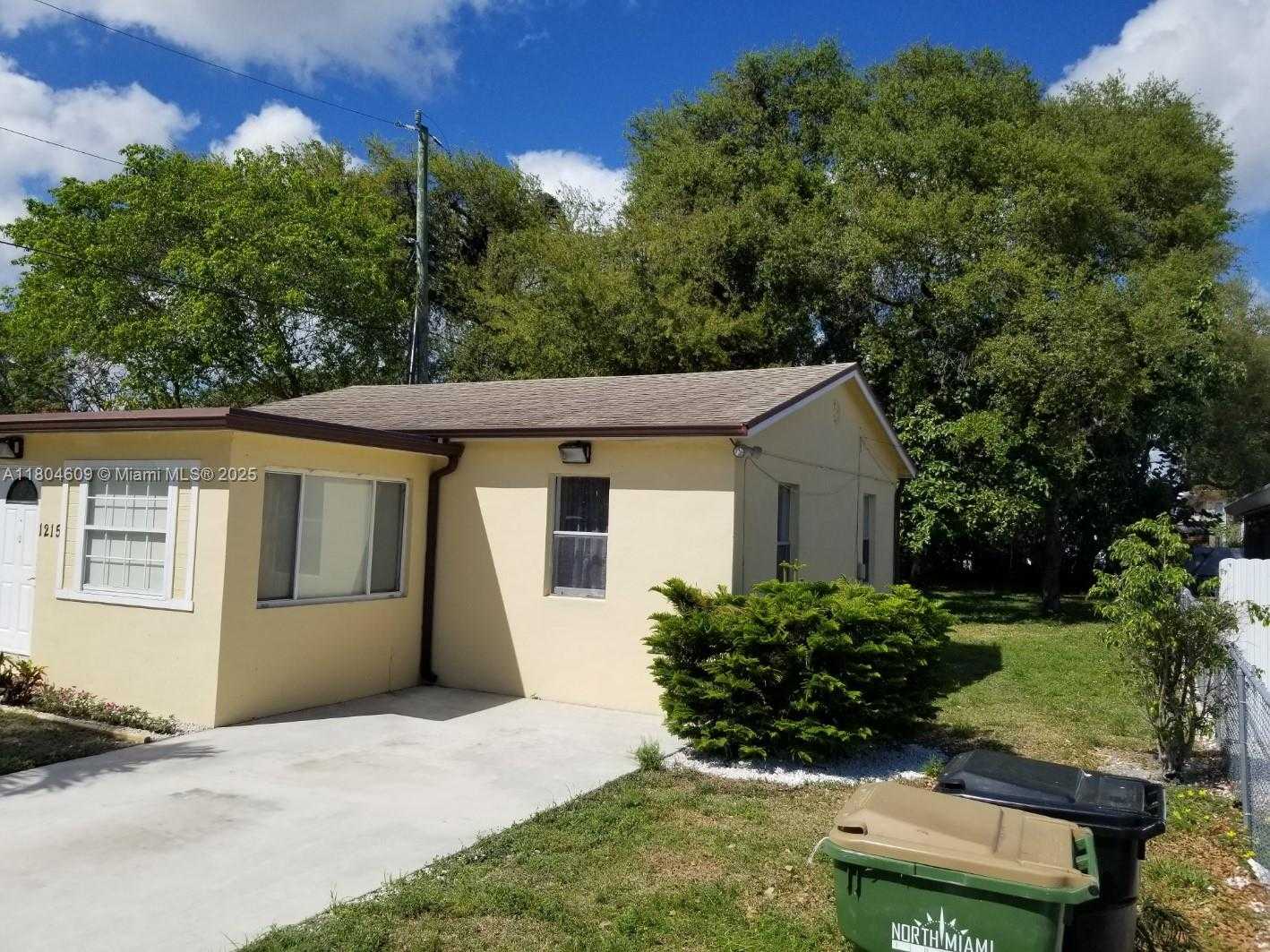 Small Image of 1215 NORTH EAST 127TH ST, North Miami Number 18