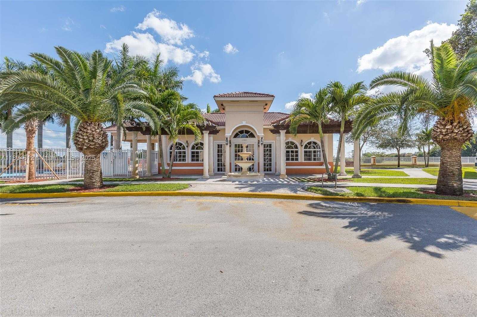 Small Image of 17803 NORTH WEST 74TH PATH #17803, Hialeah Number 5