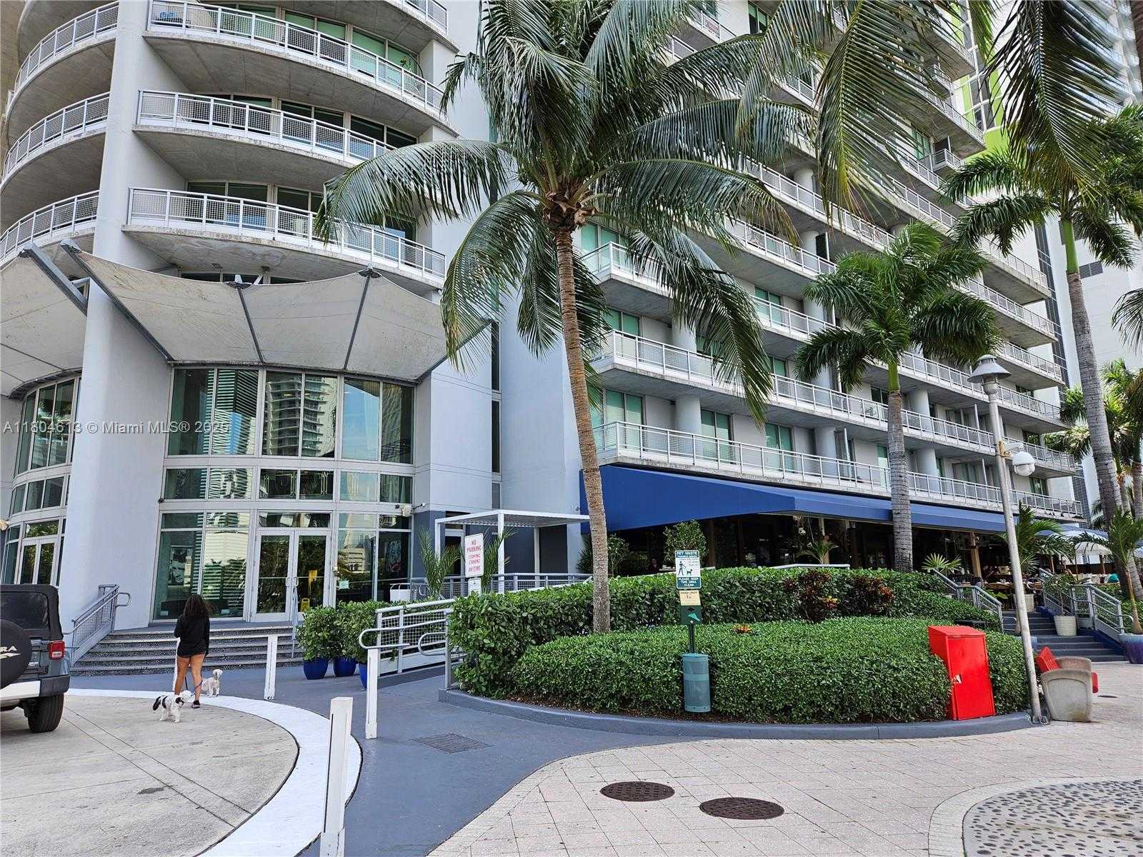 Small Image of 690 SOUTH WEST 1ST CT #1915, Miami Number 5
