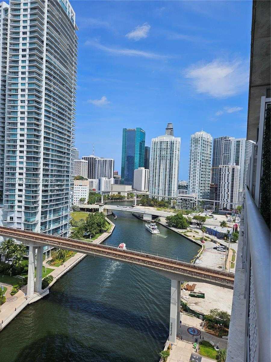 Small Image of 690 SOUTH WEST 1ST CT #1915, Miami Number 57