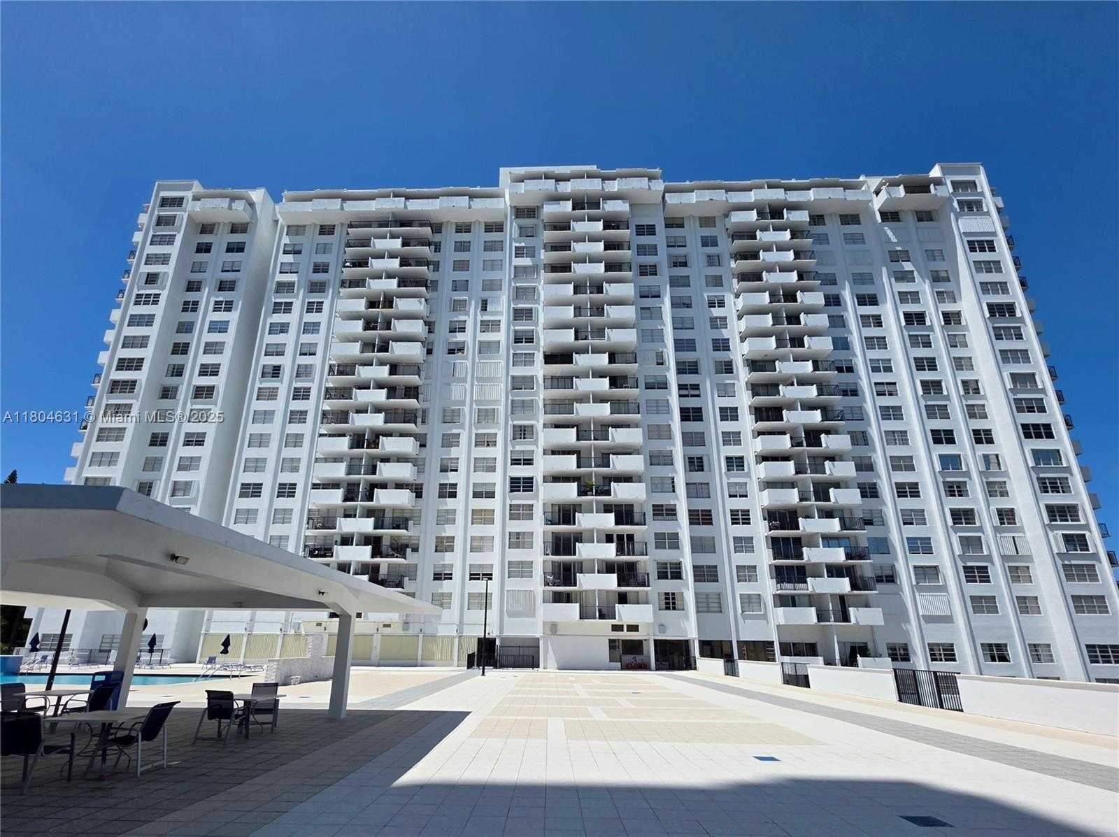 Small Image of 2780 NORTH EAST 183RD ST #1111, Aventura Number 21