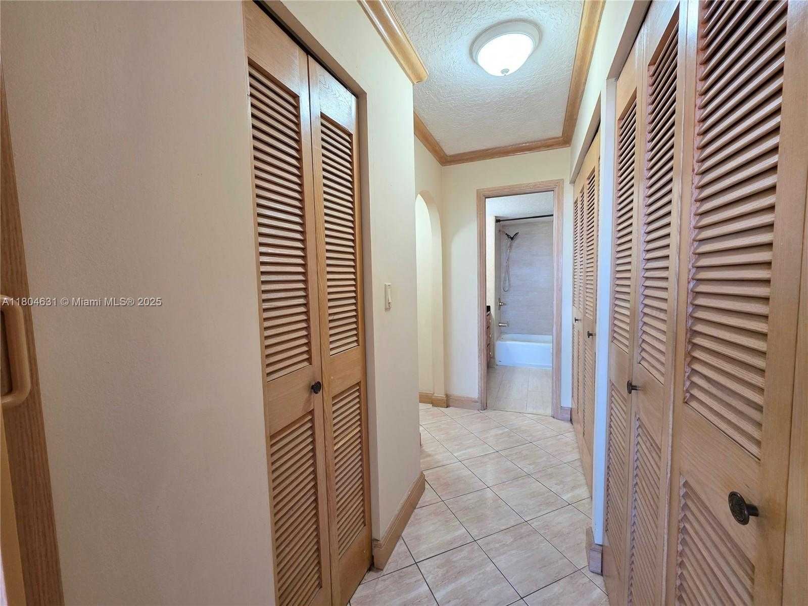 Small Image of 2780 NORTH EAST 183RD ST #1111, Aventura Number 7