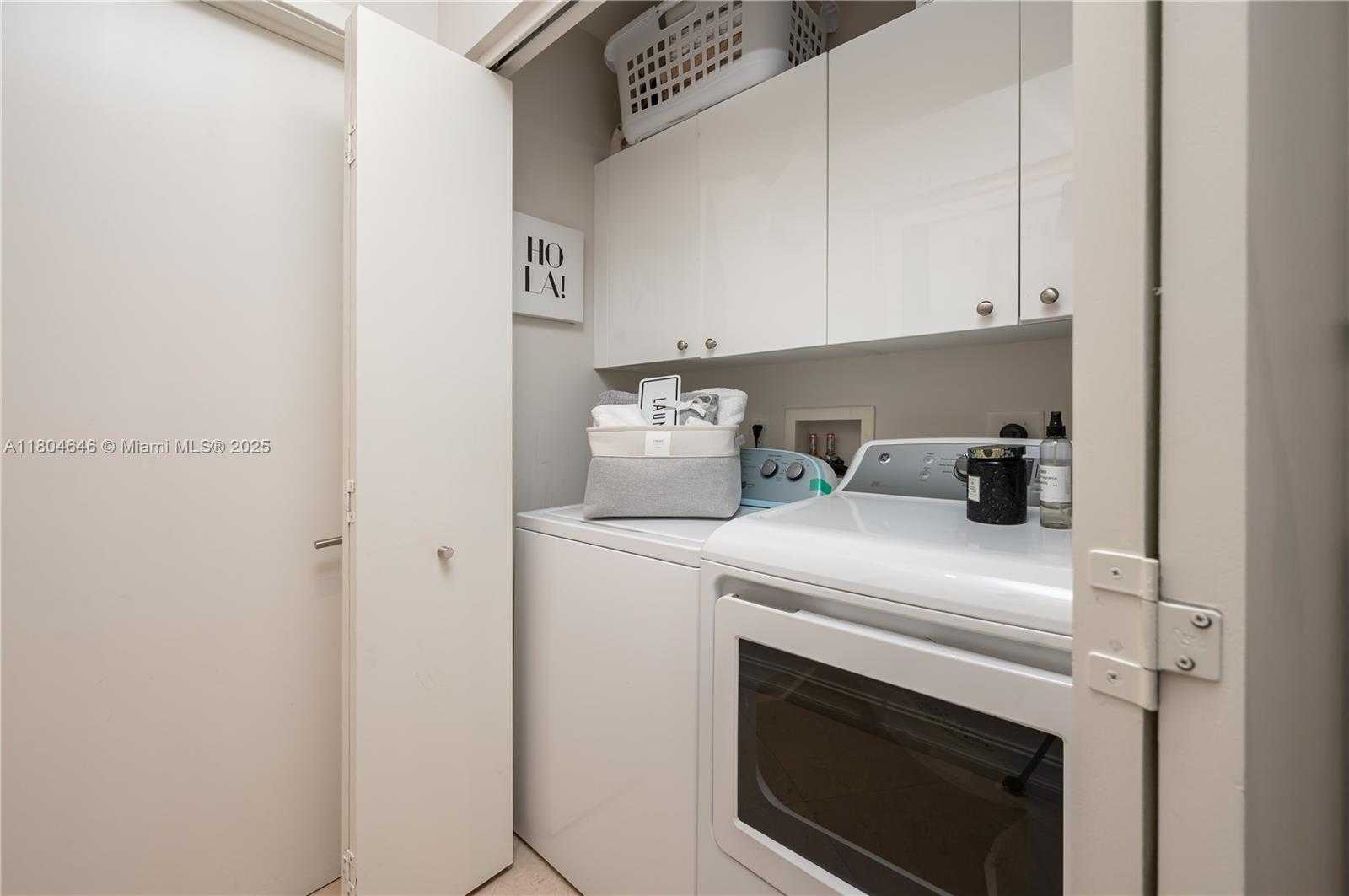 Small Image of 901 BRICKELL KEY BLVD #3106, Miami Number 29