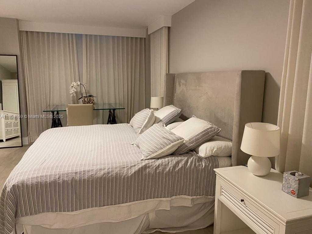 Small Image of 2301 COLLINS AVE #738, Miami Beach Number 12