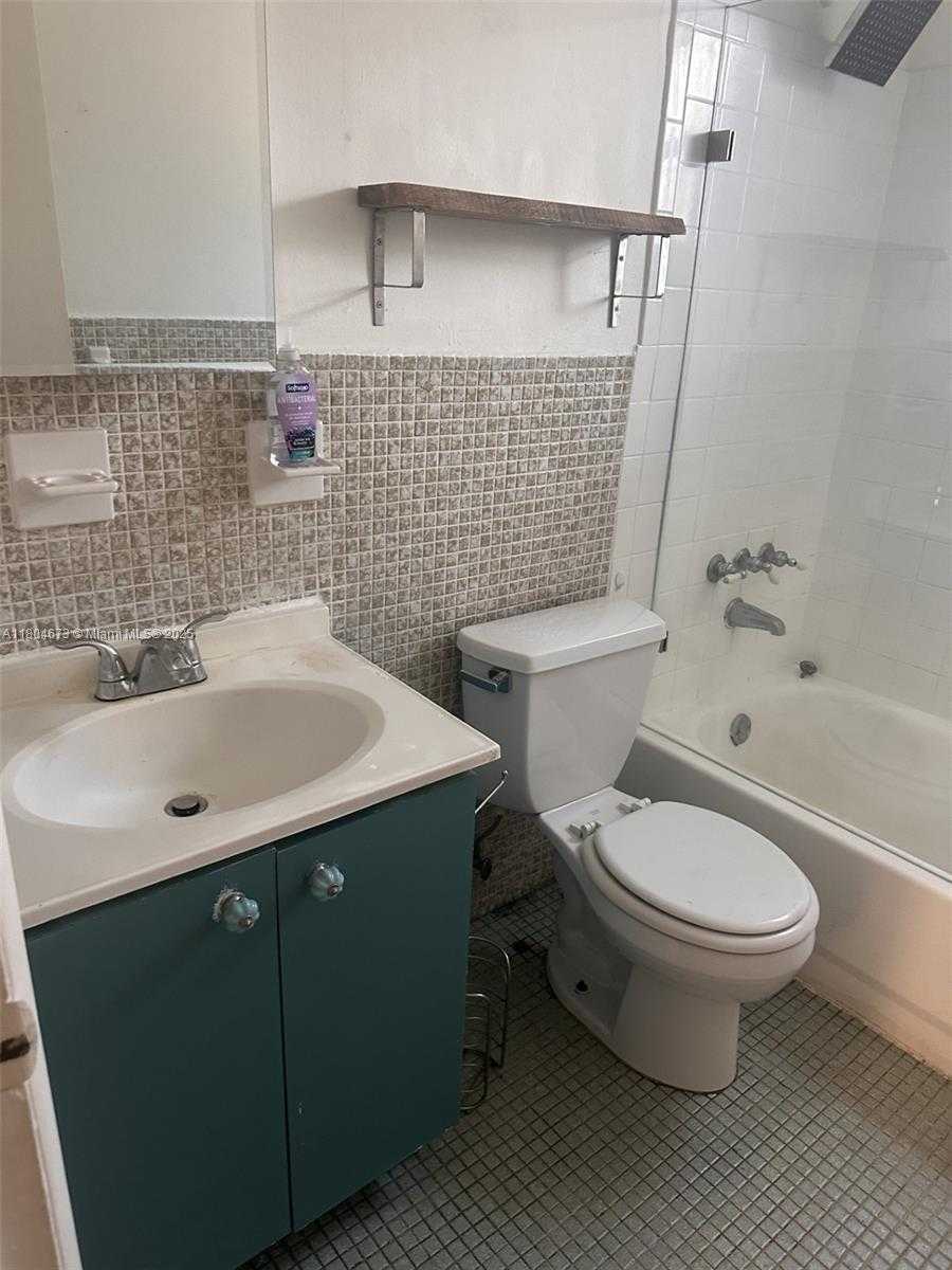 Small Image of 2498 SOUTH WEST 17TH AVE #4105, Miami Number 7