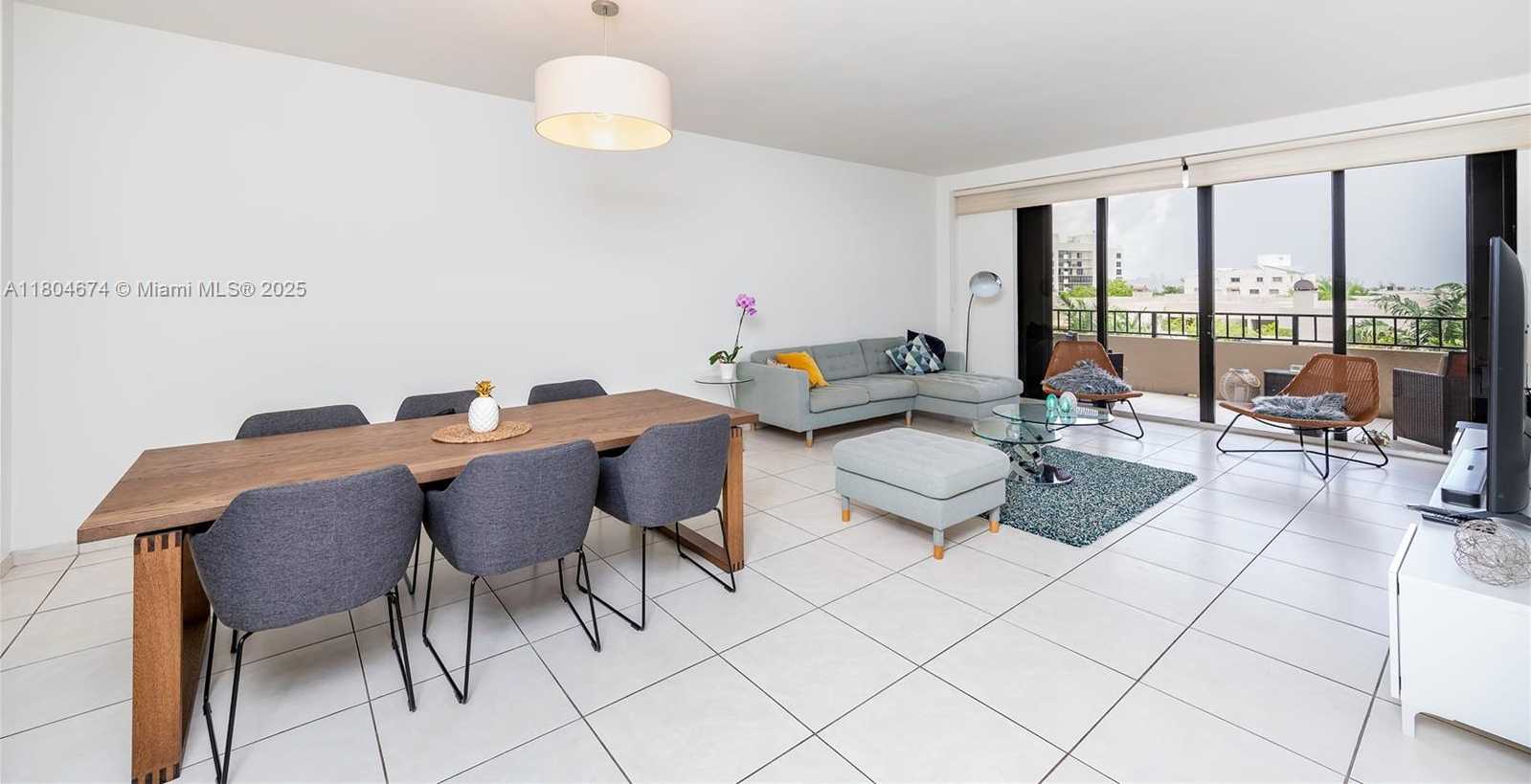 Small Image of 151 CRANDON BLVD #524, Key Biscayne Number 10