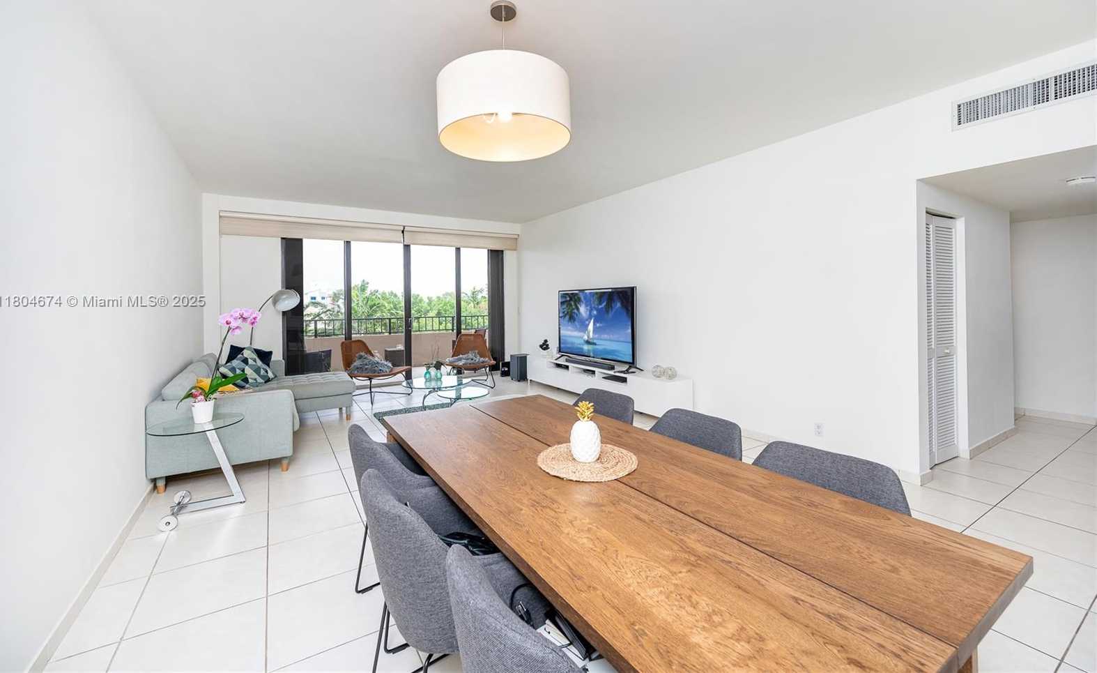 Small Image of 151 CRANDON BLVD #524, Key Biscayne Number 4