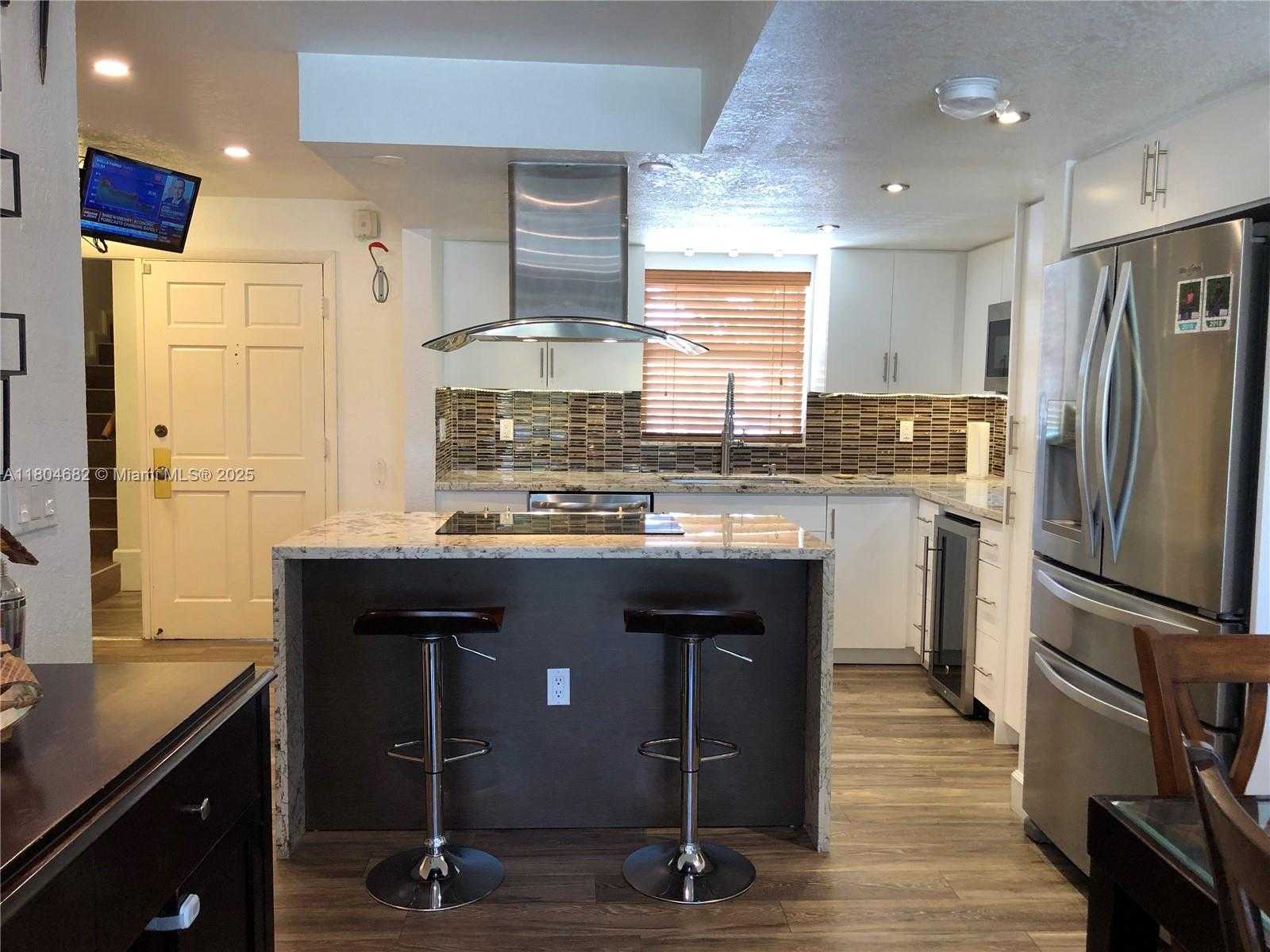 Small Image of 40 NORTH WEST 87TH AVE #D210, Miami Number 15