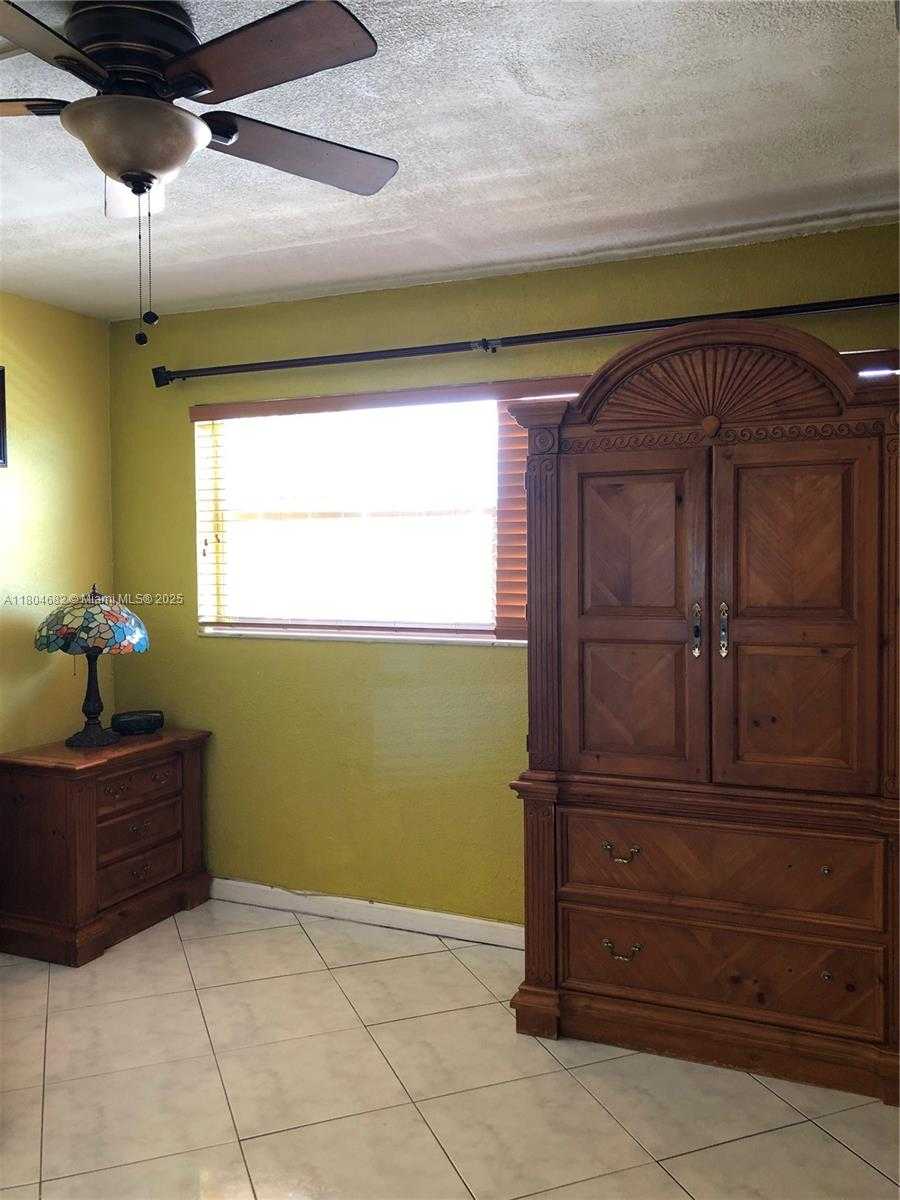 Small Image of 40 NORTH WEST 87TH AVE #D210, Miami Number 34