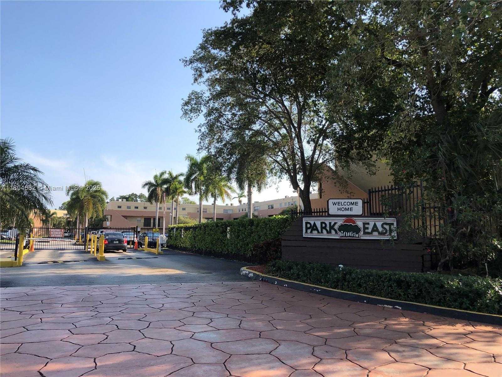 Small Image of 40 NORTH WEST 87TH AVE #D210, Miami Number 4