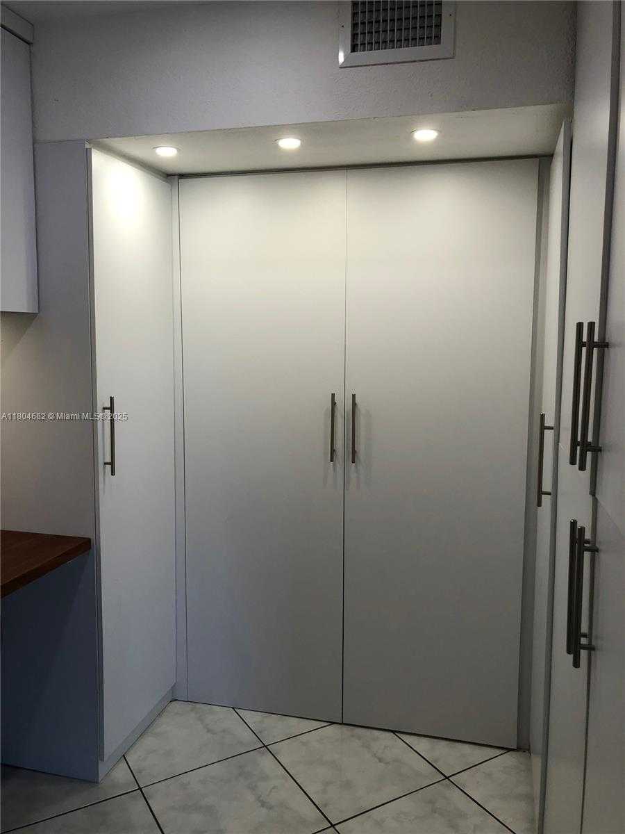 Small Image of 40 NORTH WEST 87TH AVE #D210, Miami Number 43