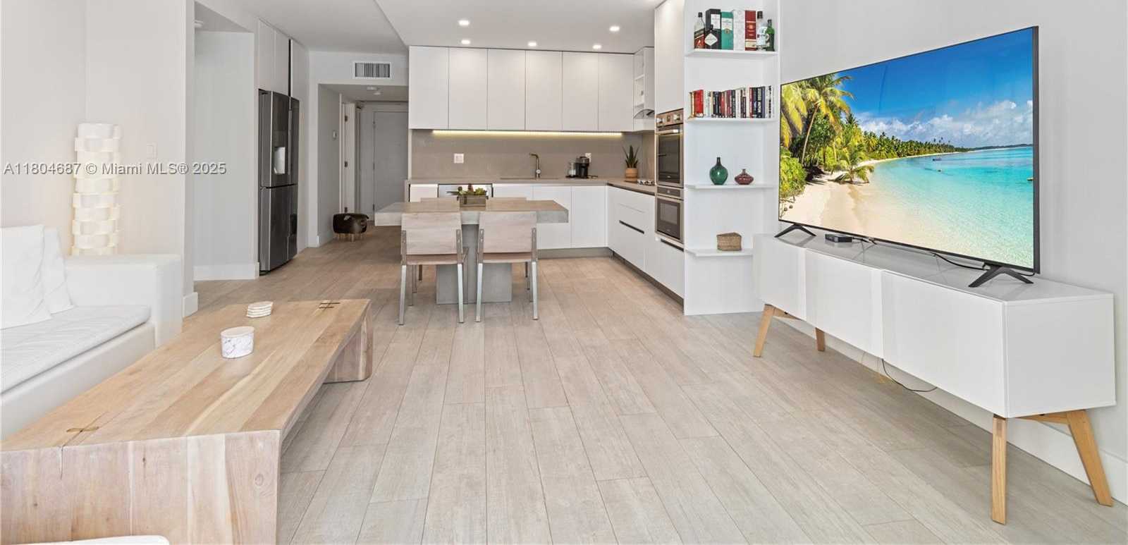 Small Image of 2301 COLLINS AVE #403, Miami Beach Number 5