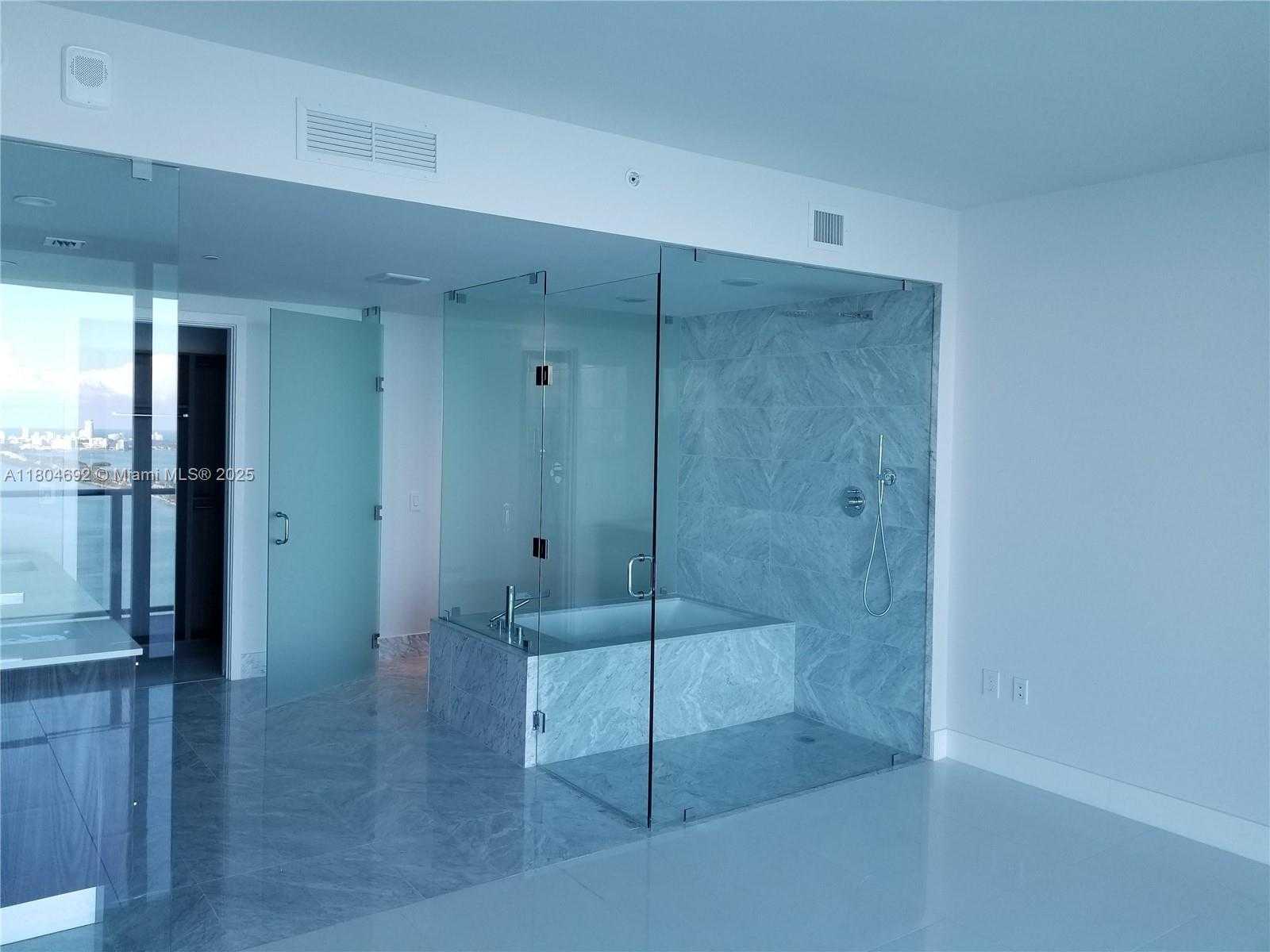 Small Image of 3131 NORTH EAST 7TH AVE #3702, Miami Number 23