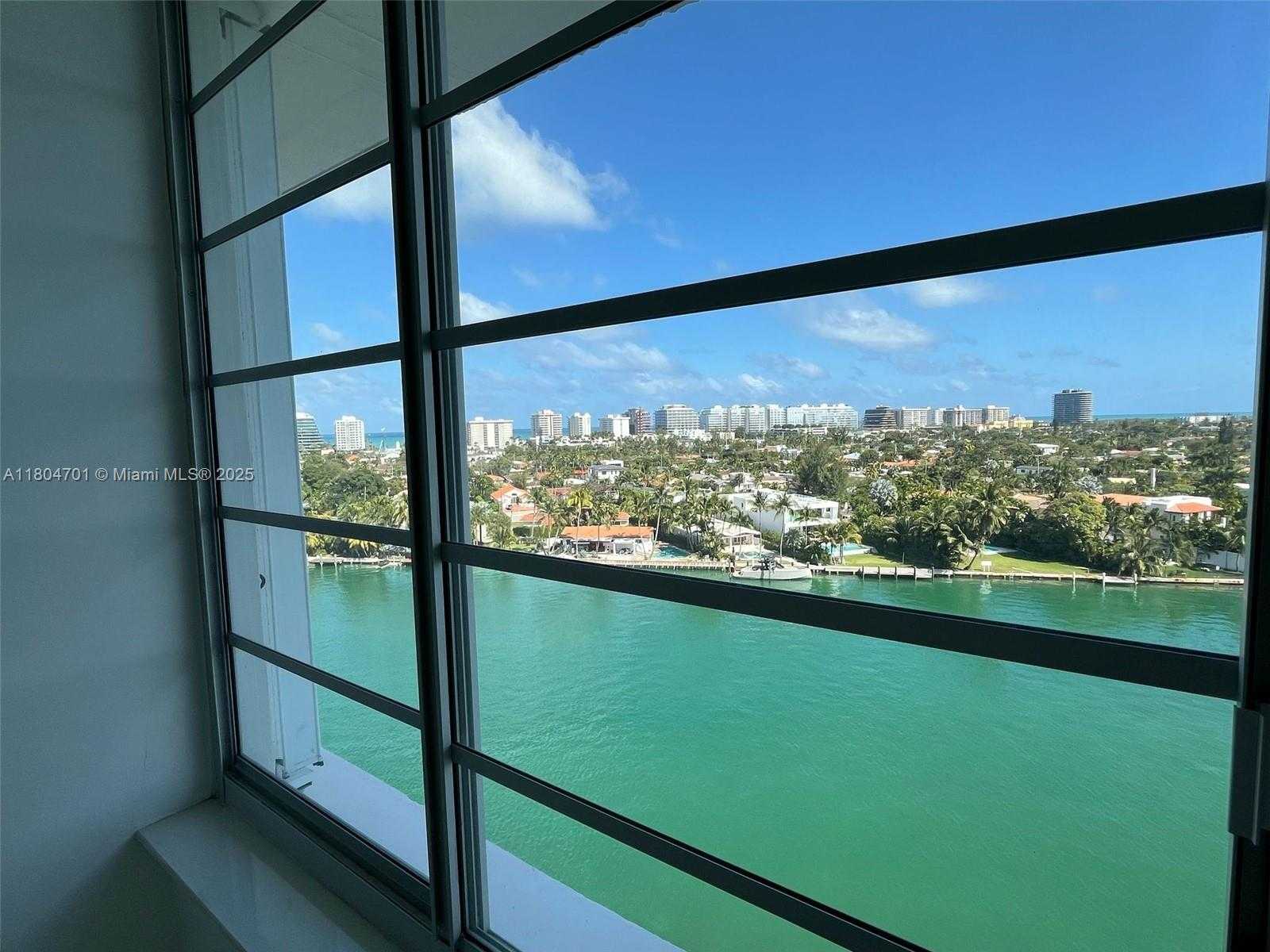 Small Image of 9101 EAST BAY HARBOR DR #1002, Bay Harbor Islands Number 12