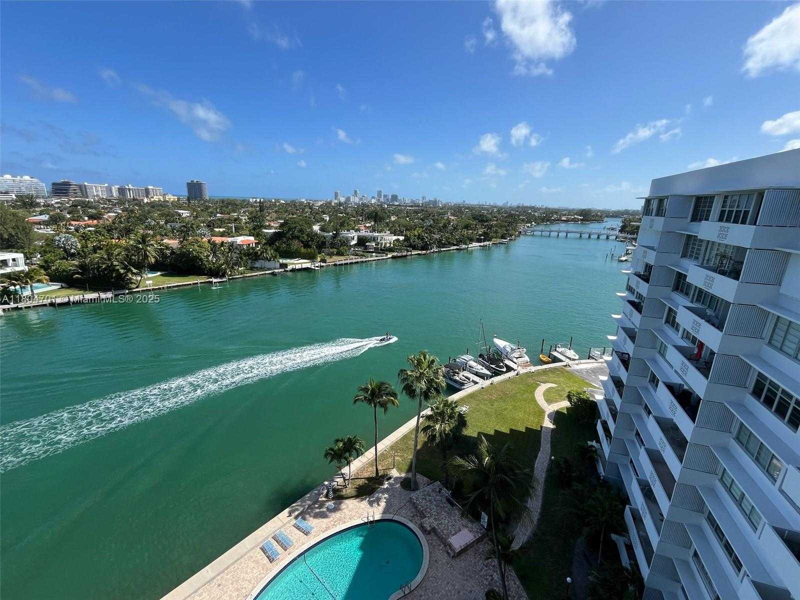 Small Image of 9101 EAST BAY HARBOR DR #1002, Bay Harbor Islands Number 21